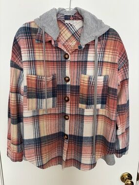 Veveret - Detachable Plaid Hooded Button-Up Jacket